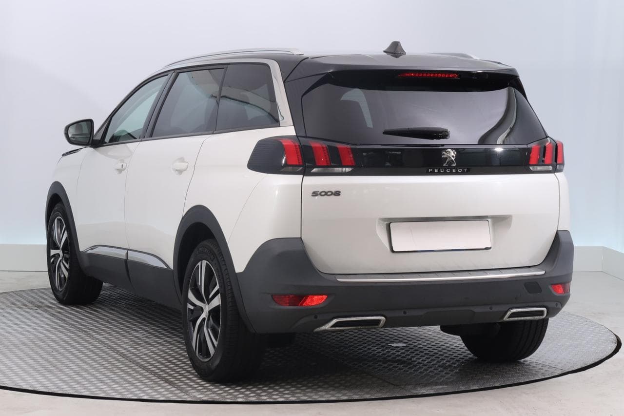 2017 Peugeot 5008 - 5