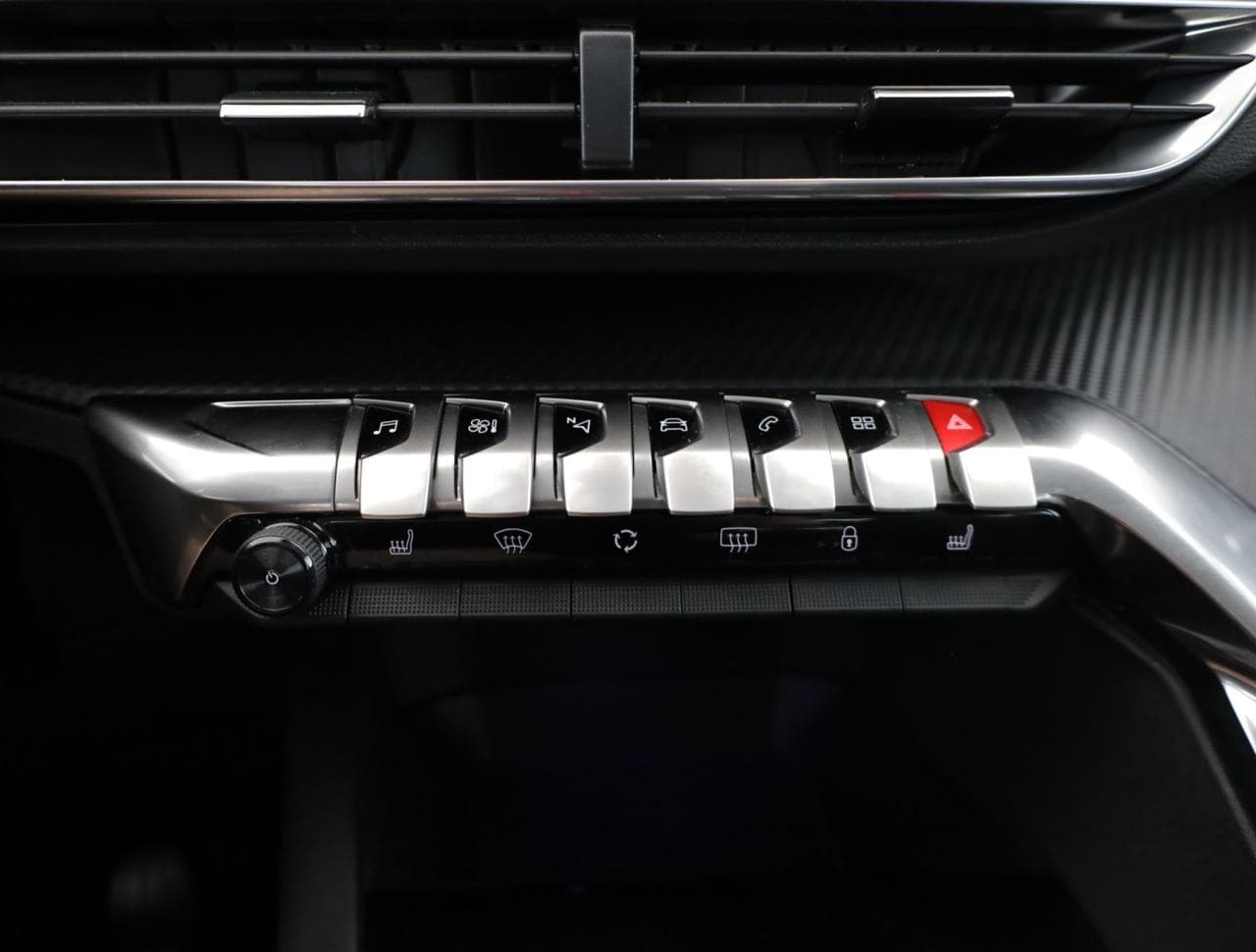 2021 Peugeot 5008 - 29