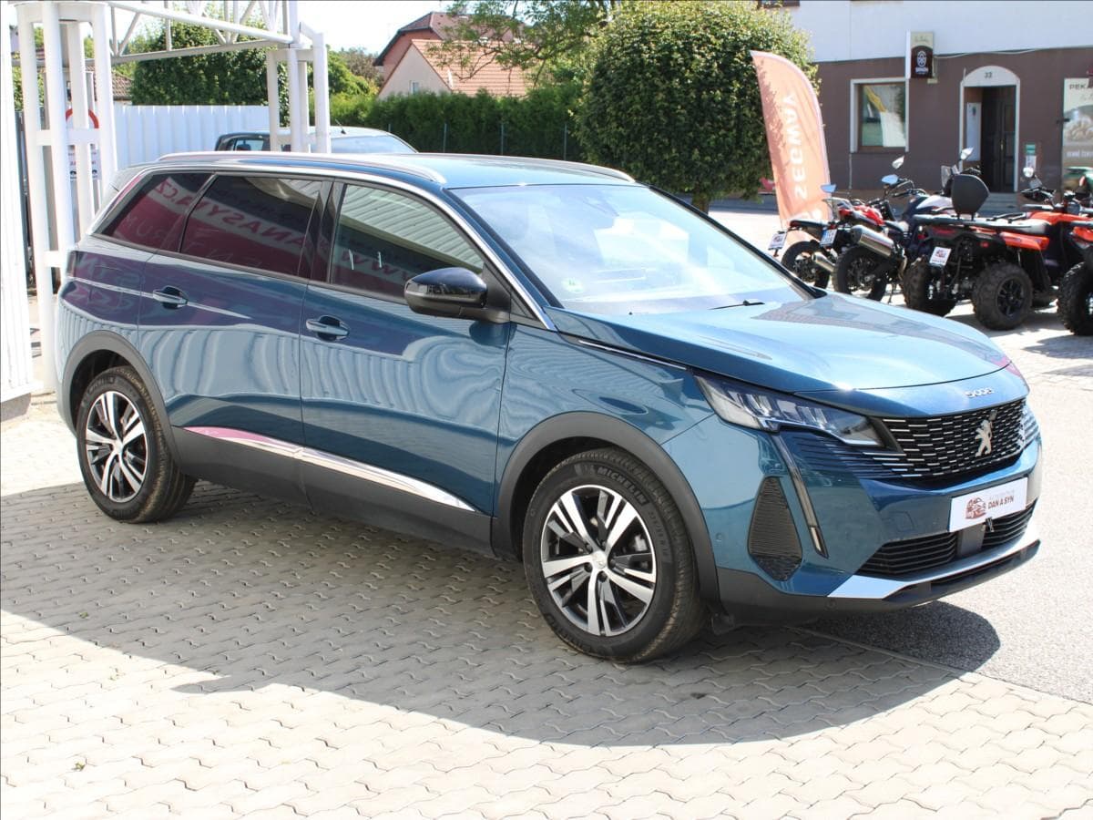 2022 Peugeot 5008 - 2