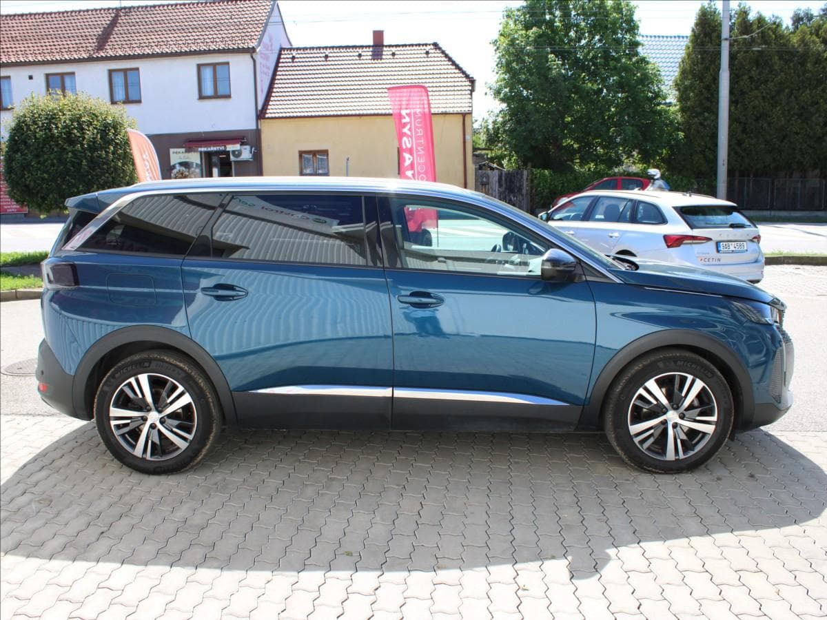2022 Peugeot 5008 - 3