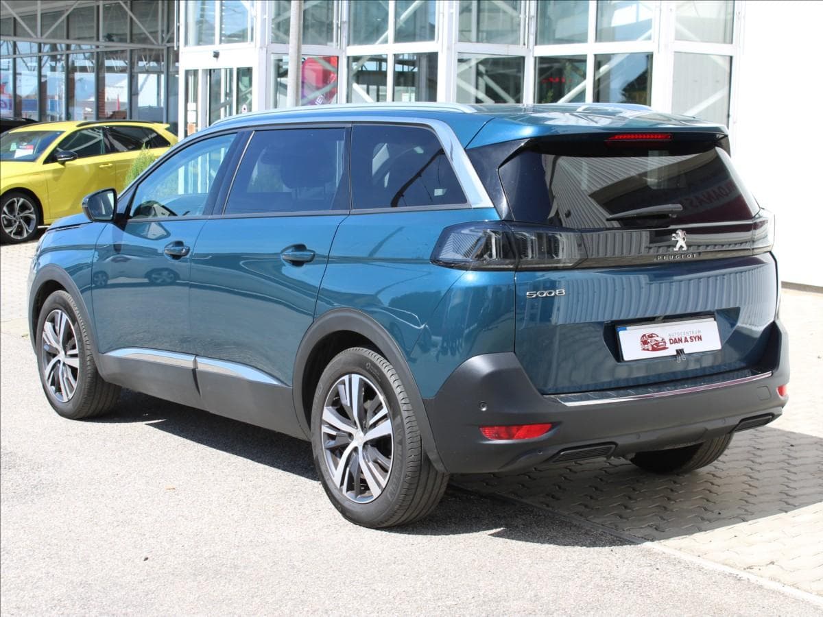 2022 Peugeot 5008 - 5