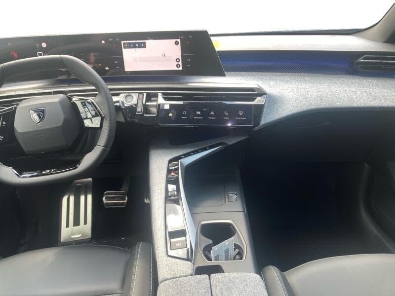 2026 Peugeot 5008 - 10