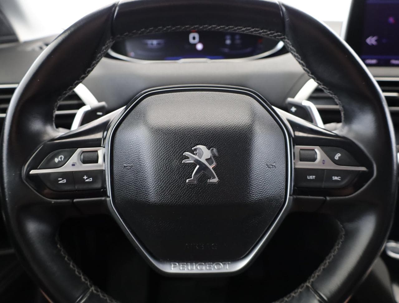 2018 Peugeot 5008 - 21