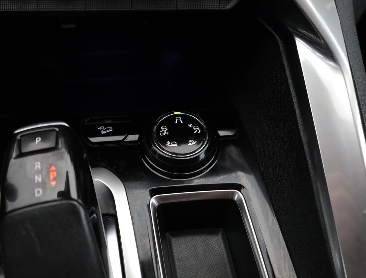 2018 Peugeot 5008 - 29
