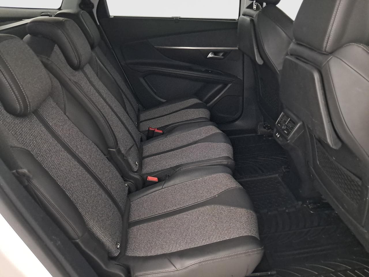 2018 Peugeot 5008 - 24