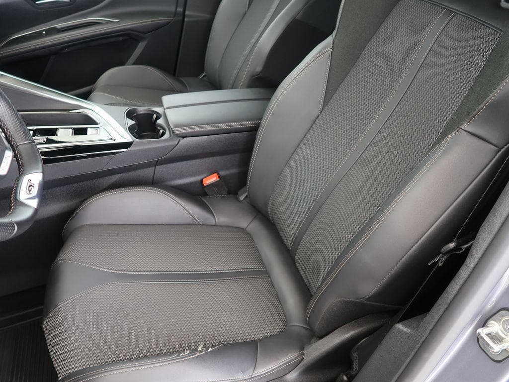 2023 Peugeot 5008 - 9