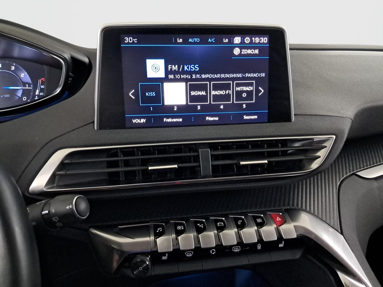 2020 Peugeot 5008 - 18