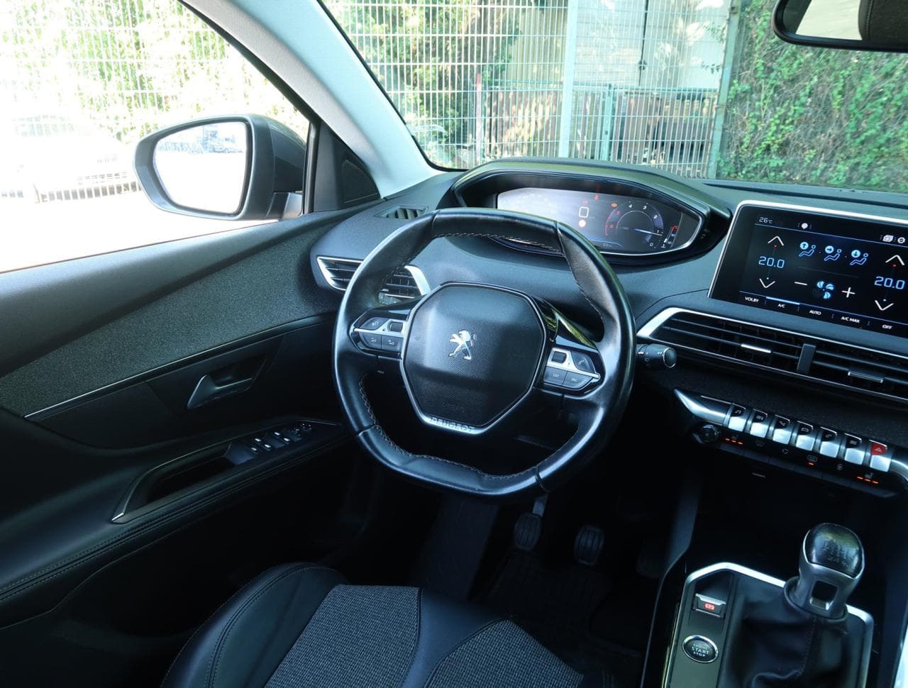 2019 Peugeot 5008 - 9
