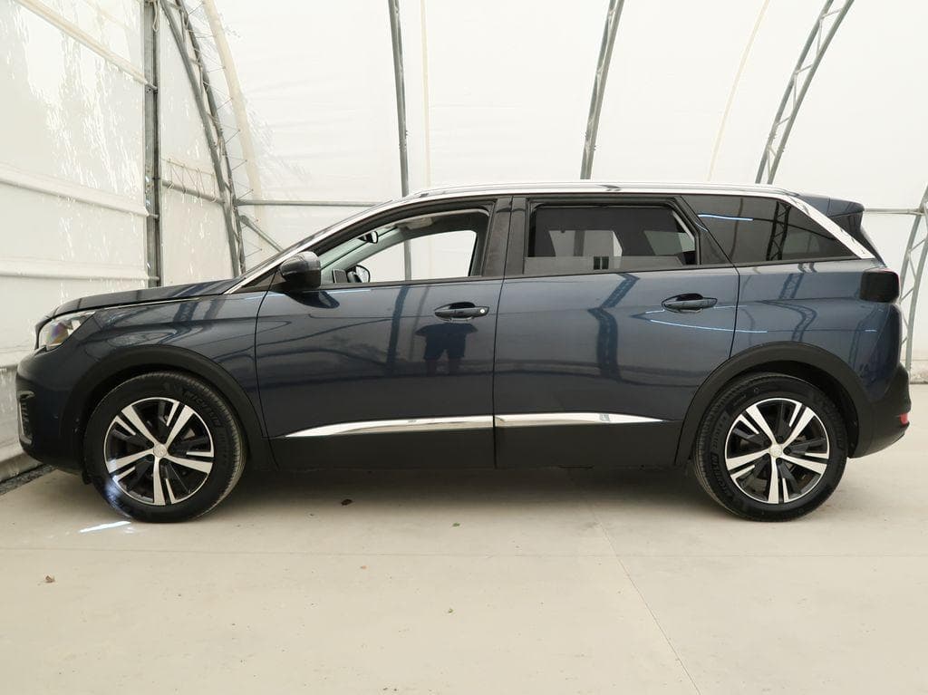 2017 Peugeot 5008 - 10