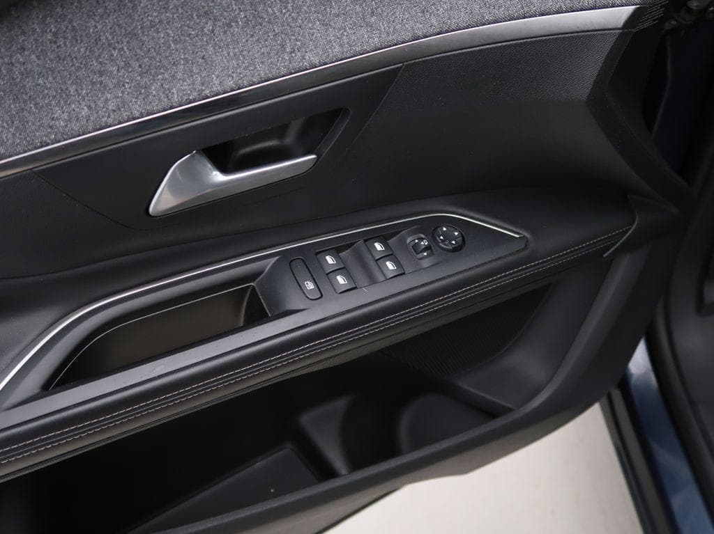 2017 Peugeot 5008 - 15