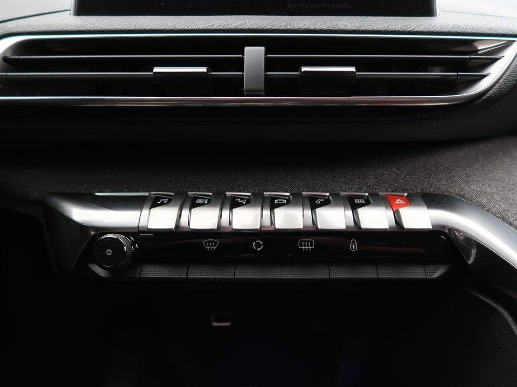 2017 Peugeot 5008 - 19