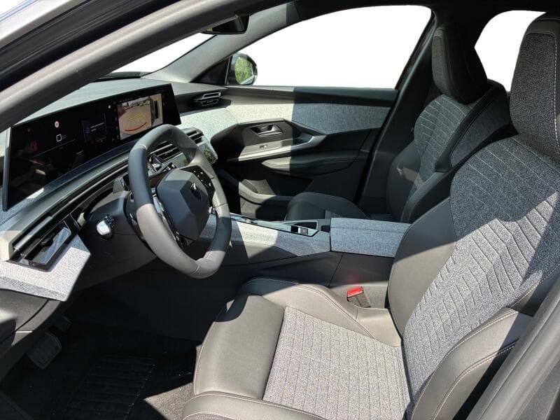 2026 Peugeot 5008 - 9