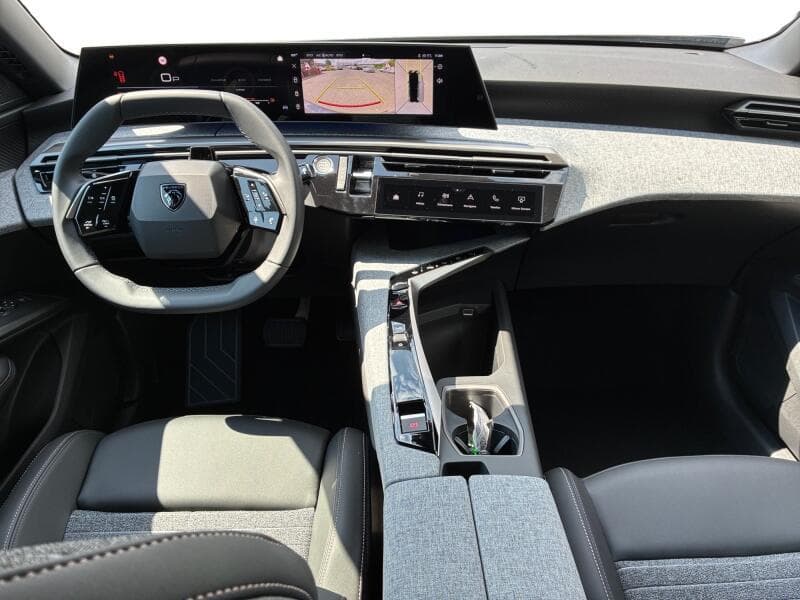 2026 Peugeot 5008 - 10