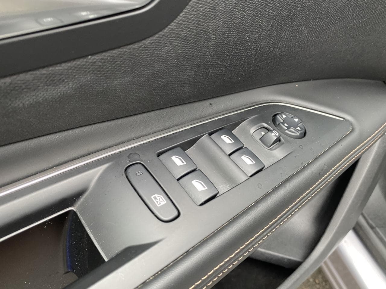 2018 Peugeot 5008 - 13
