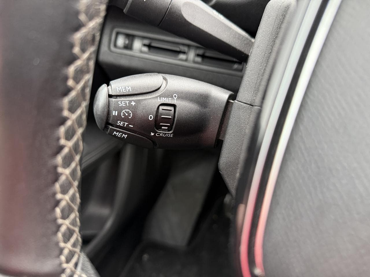 2019 Peugeot 5008 - 13