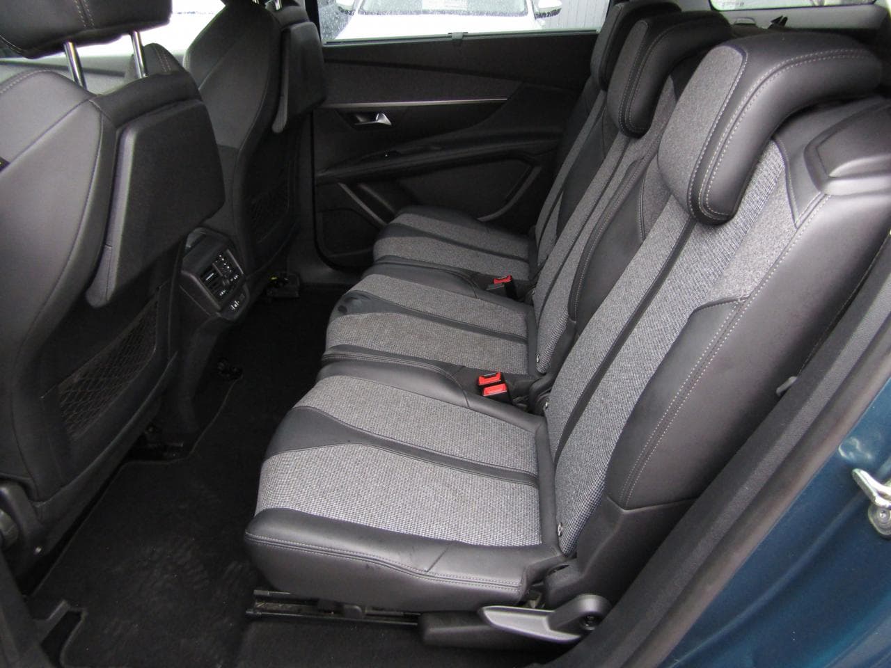 2019 Peugeot 5008 - 10