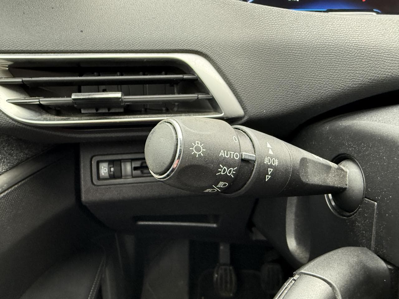 2019 Peugeot 5008 - 12