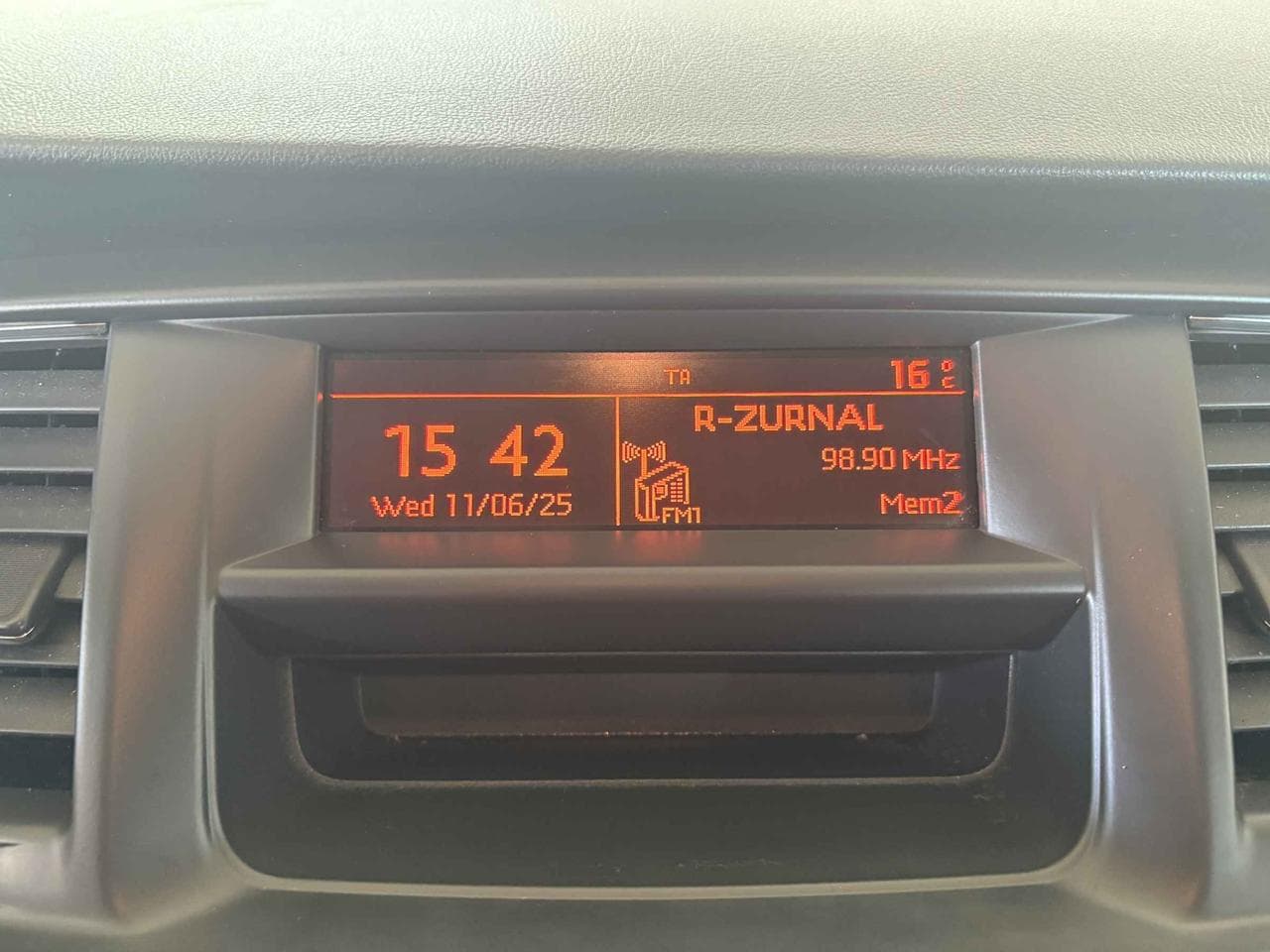 2011 Peugeot 508 - 11