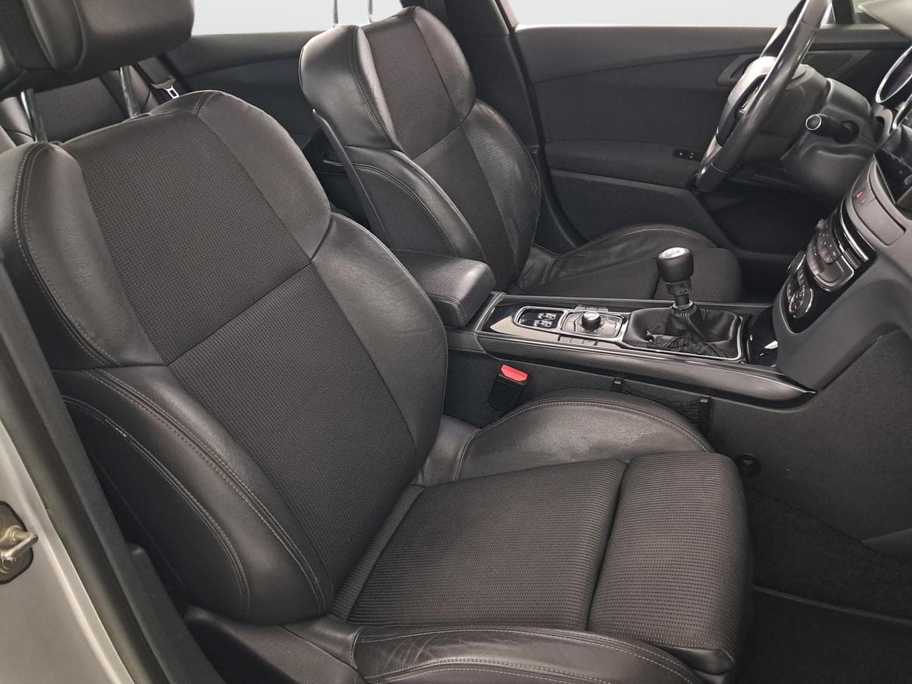2011 Peugeot 508 - 12