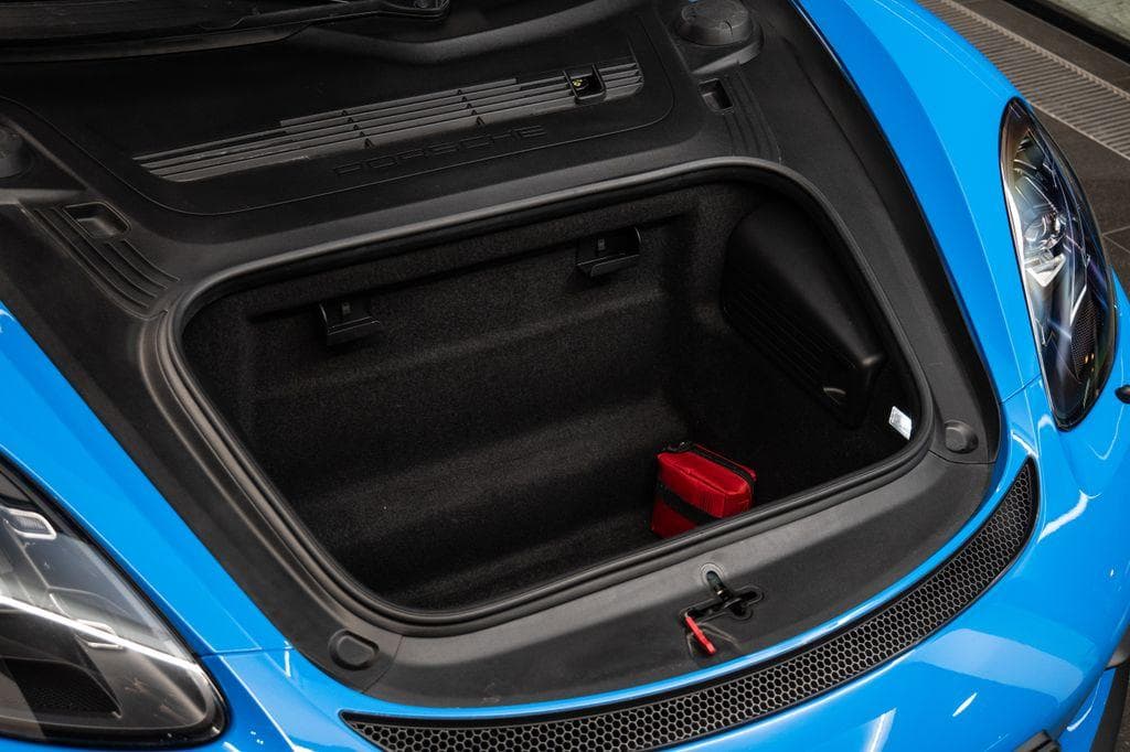 2023 Porsche 718 - 17