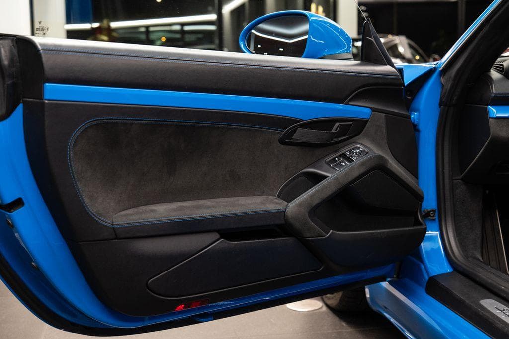 2023 Porsche 718 - 7