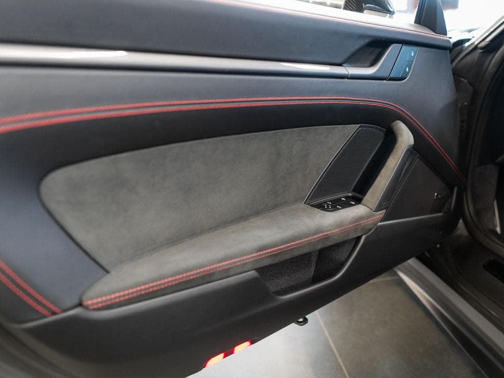 2024 Porsche 911 - 13