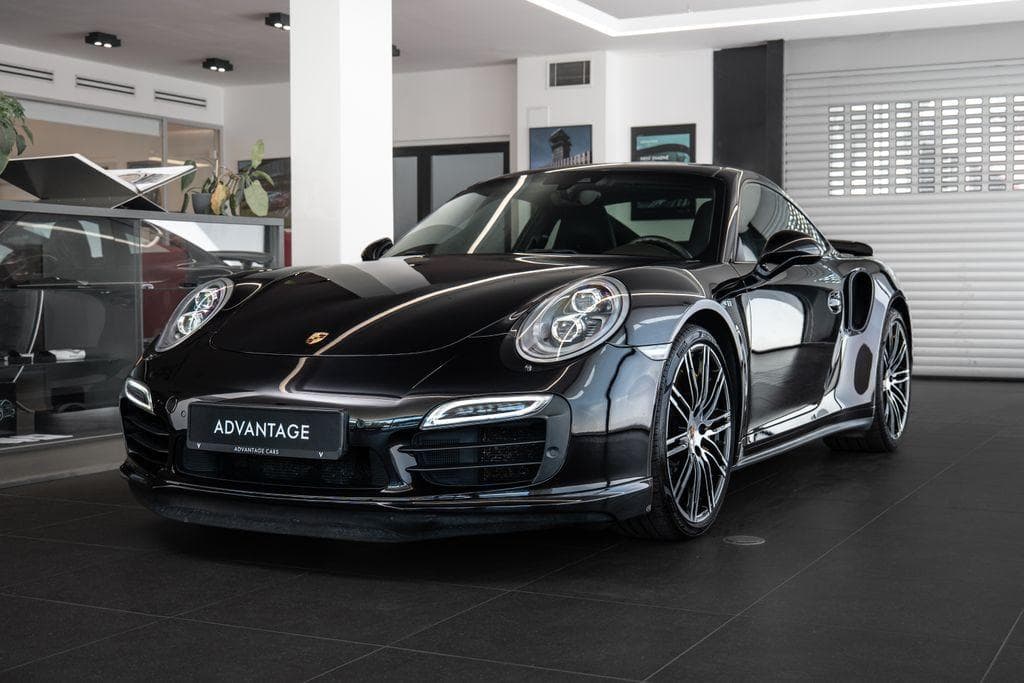 Porsche 911 Turbo S Karbon/Burmester/PCCB/ kupé