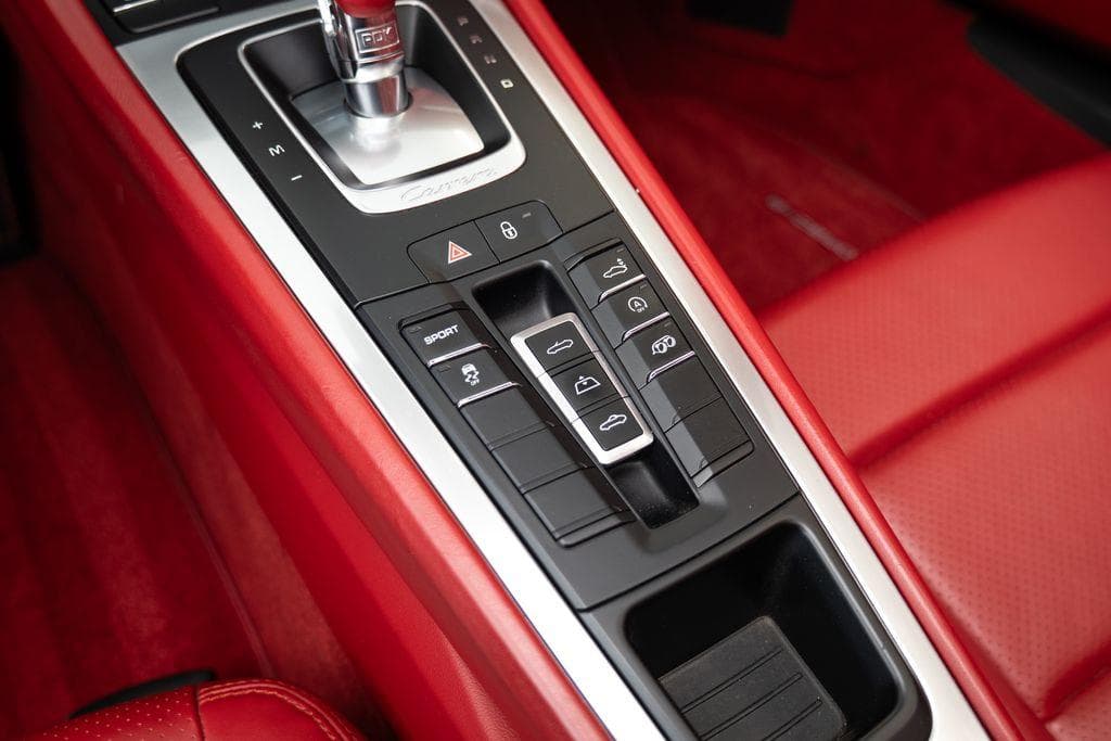 Porsche 911 - 17