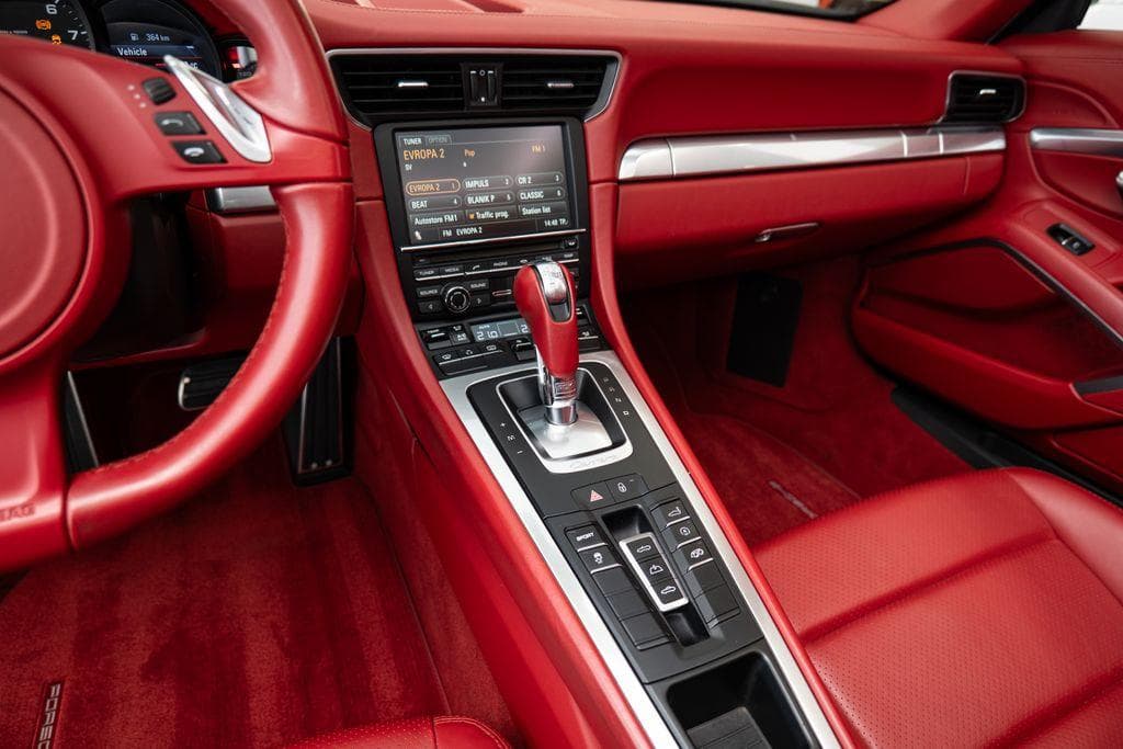 Porsche 911 - 12