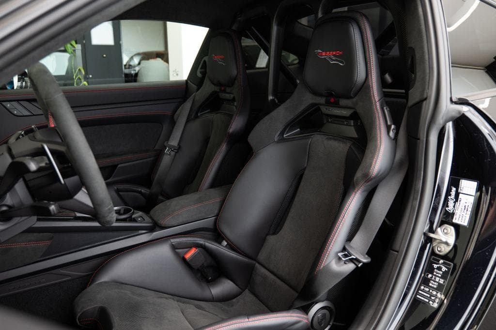 Porsche 911 - 8