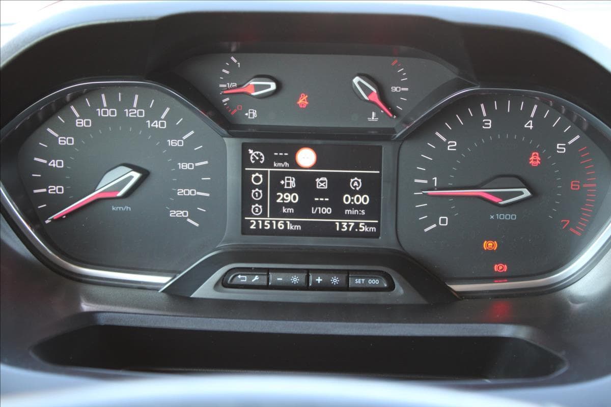 2020 Peugeot Rifter - 15