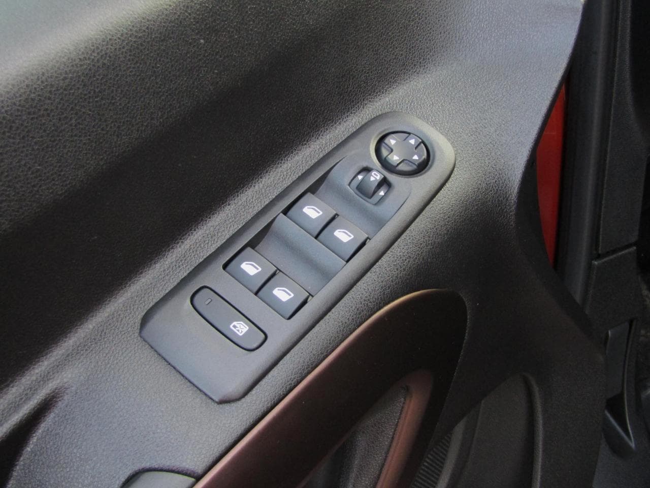 2020 Peugeot Rifter - 11