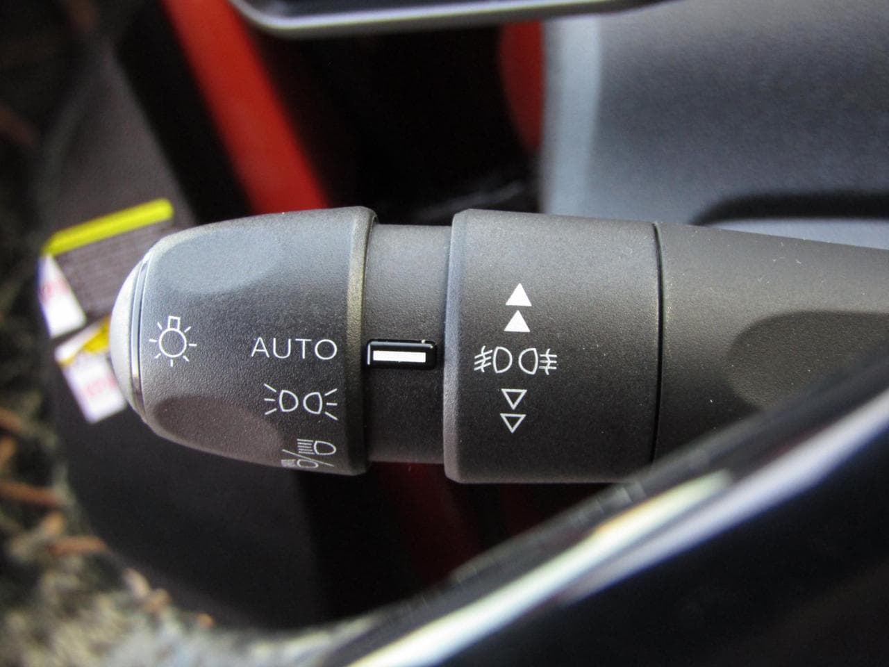 2020 Peugeot Rifter - 12