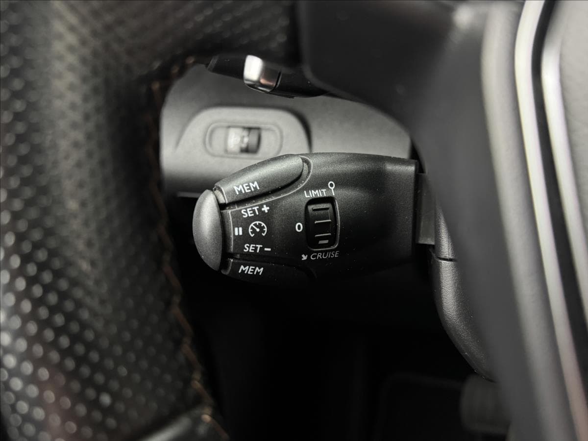 2019 Peugeot Rifter - 10