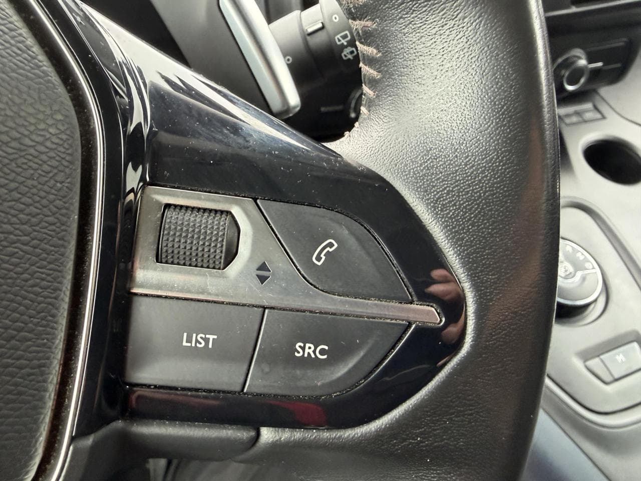 2021 Peugeot Rifter - 12