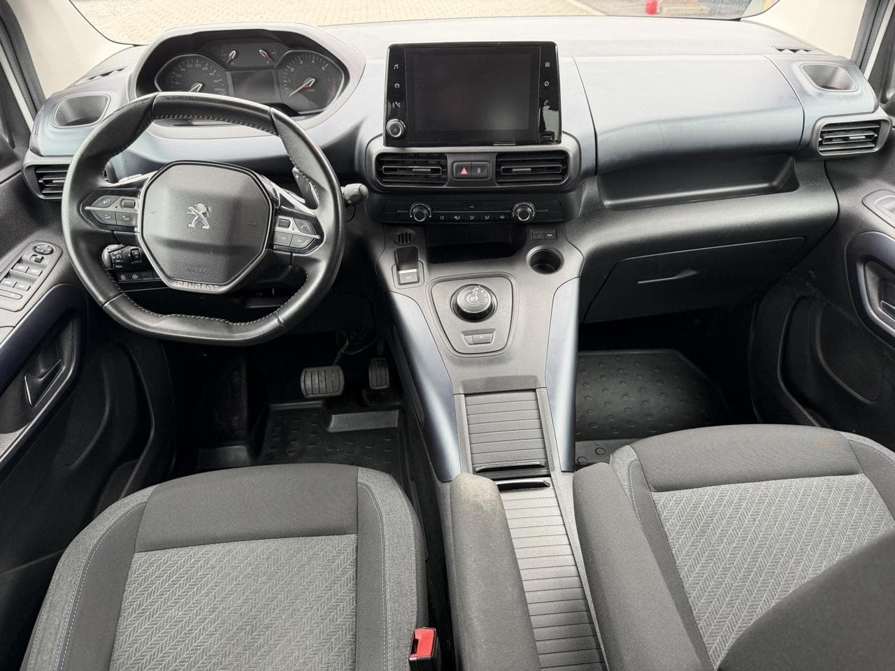 2021 Peugeot Rifter - 8