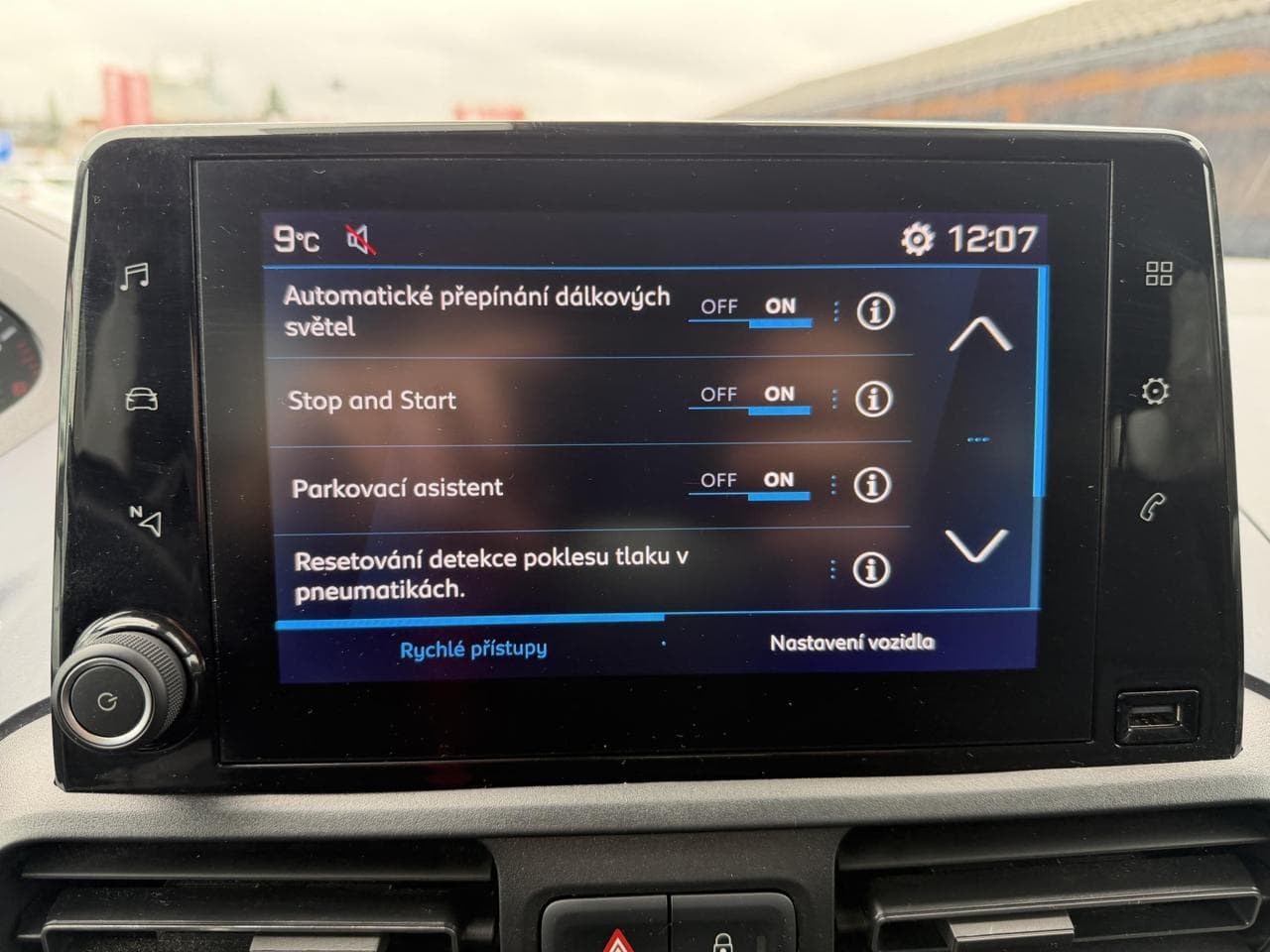 2021 Peugeot Rifter - 19