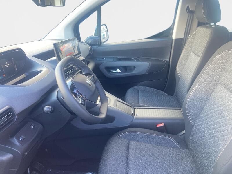 2025 Peugeot Rifter - 17