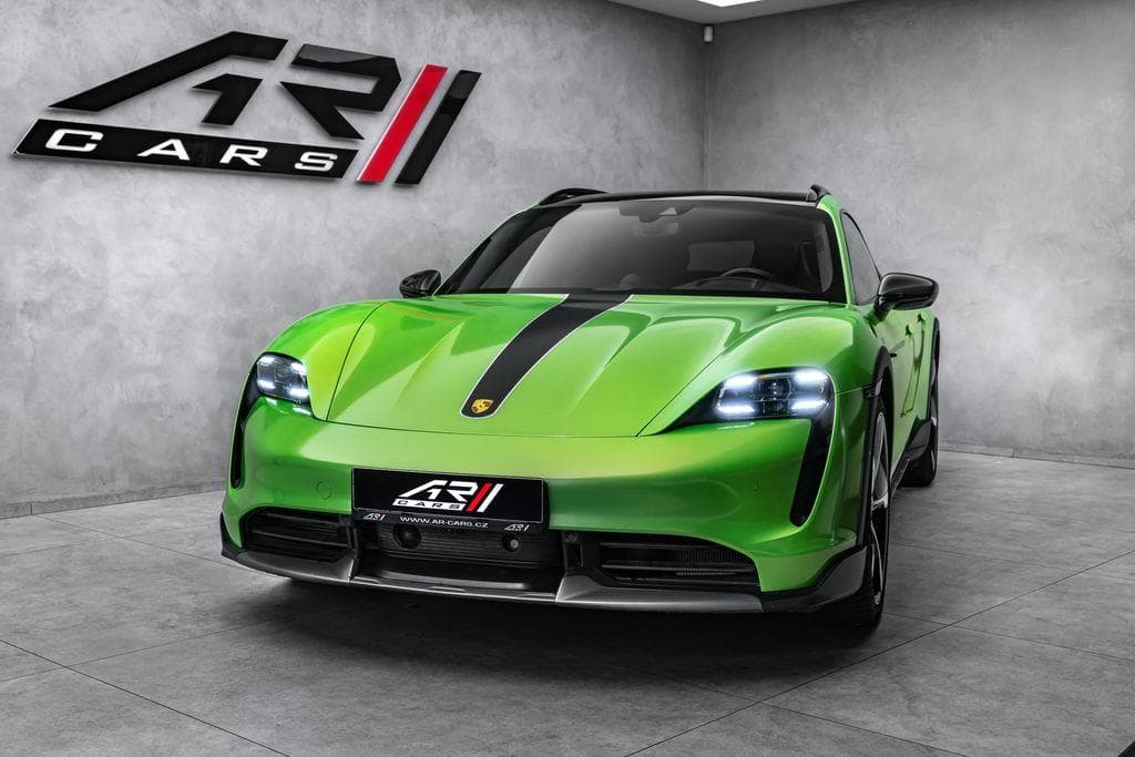 2021 Porsche Taycan - 5