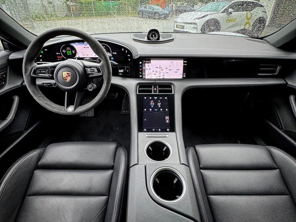 2024 Porsche TAYCAN - 6