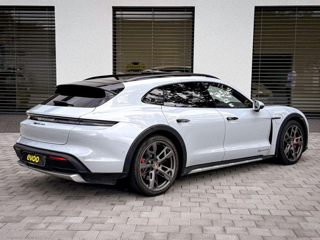 2024 Porsche TAYCAN - 5