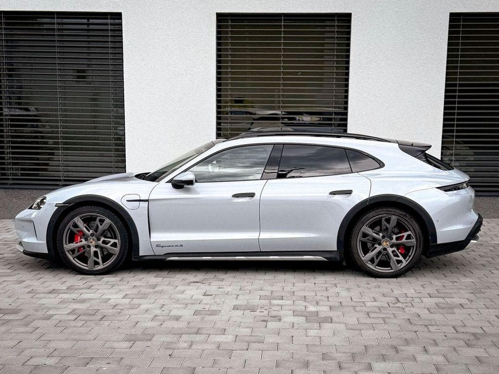 2024 Porsche TAYCAN - 2