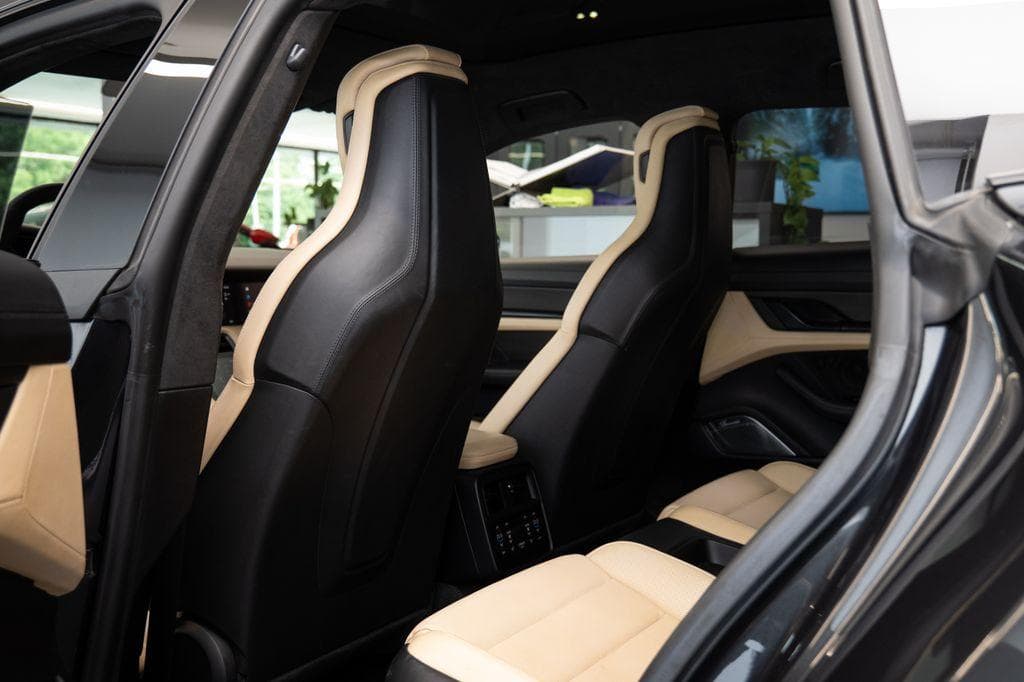 2021 Porsche TAYCAN - 10