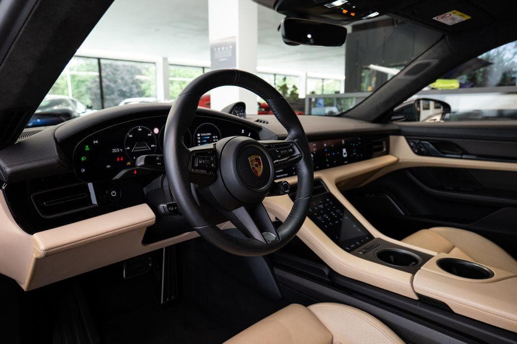2021 Porsche TAYCAN - 5