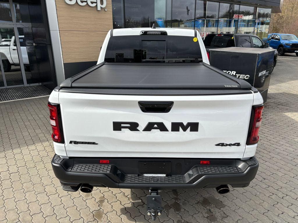 RAM 1500 - 17