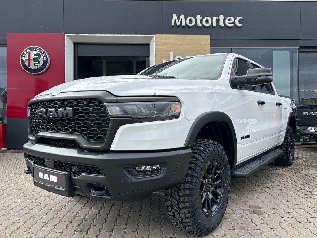 RAM 1500 - 10