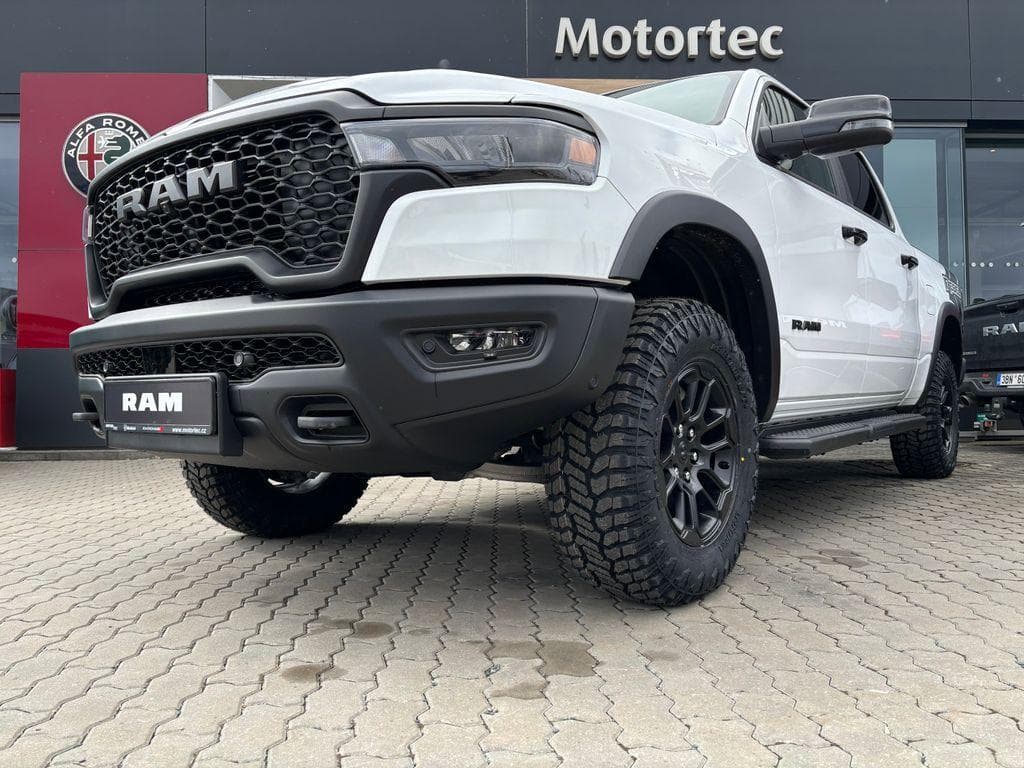 RAM 1500 - 11