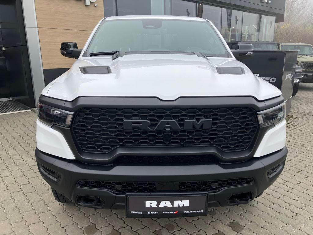 RAM 1500 - 17