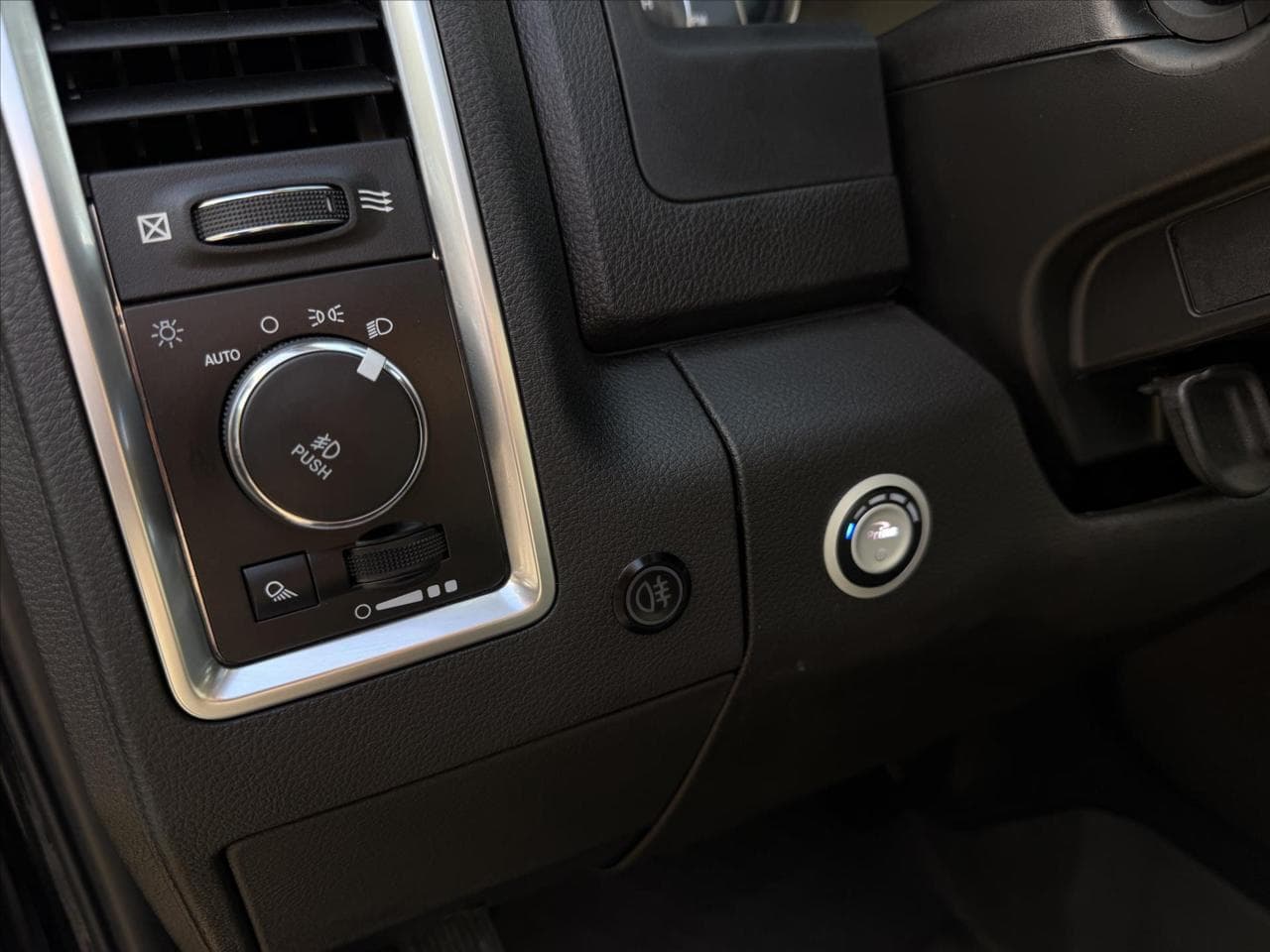 2023 RAM 1500 - 13