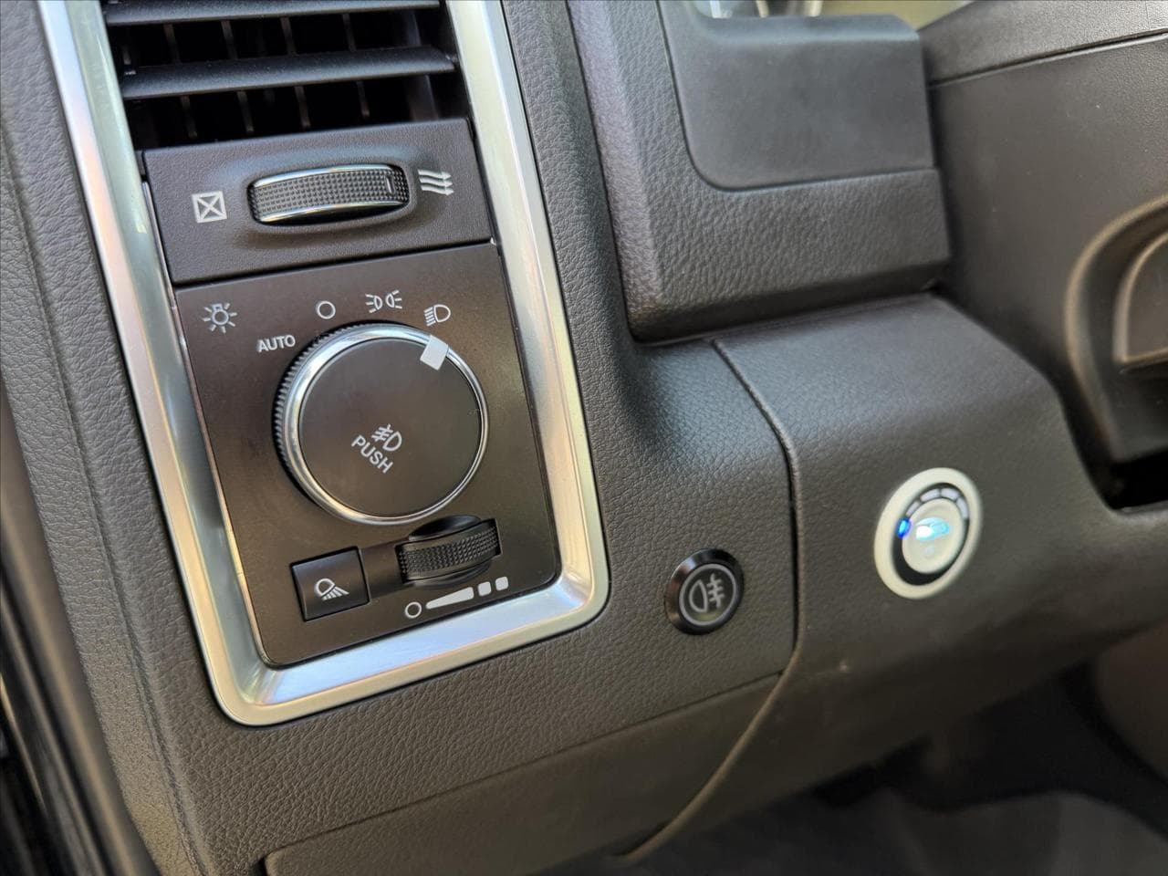 2023 RAM 1500 - 11